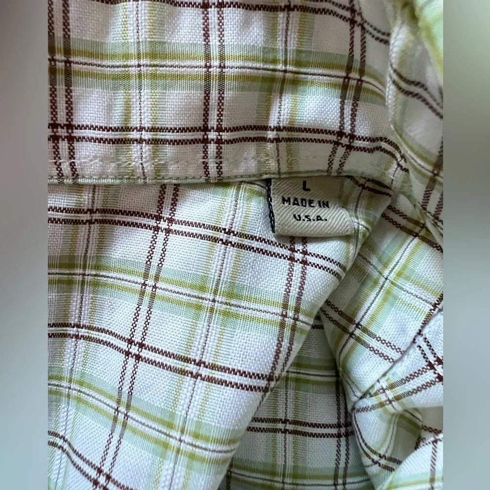 LIKE NEW CONDITION BURBERRY PLAID SHIRT SIZE LARGE - Picture 9 of 9